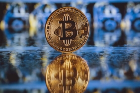 Tyr Capital Yatırım Direktörü Ed Hindi, Coindesk’e verdiği demeçte Bitcoin’in önümüzdeki haftalarda 55 bin doları aşacağı yönündeki beklentilerini paylaştı. Hindu, ayrıca 70.000 dolar hedefine yaklaşıldığını da belirtti.