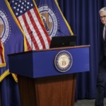 ABD Merkez Bankası (Fed) bu akşam yeni faiz kararını açıklayacak. TSİ 22:00'de açıklanacak kararının ardından kurum başkanı Powell konuşacak. Fed'in faizleri sabit bırakmasına kesin gözüyle bakılırken, Powell'ın açıklamaları ise dikkatle takip edilecek.